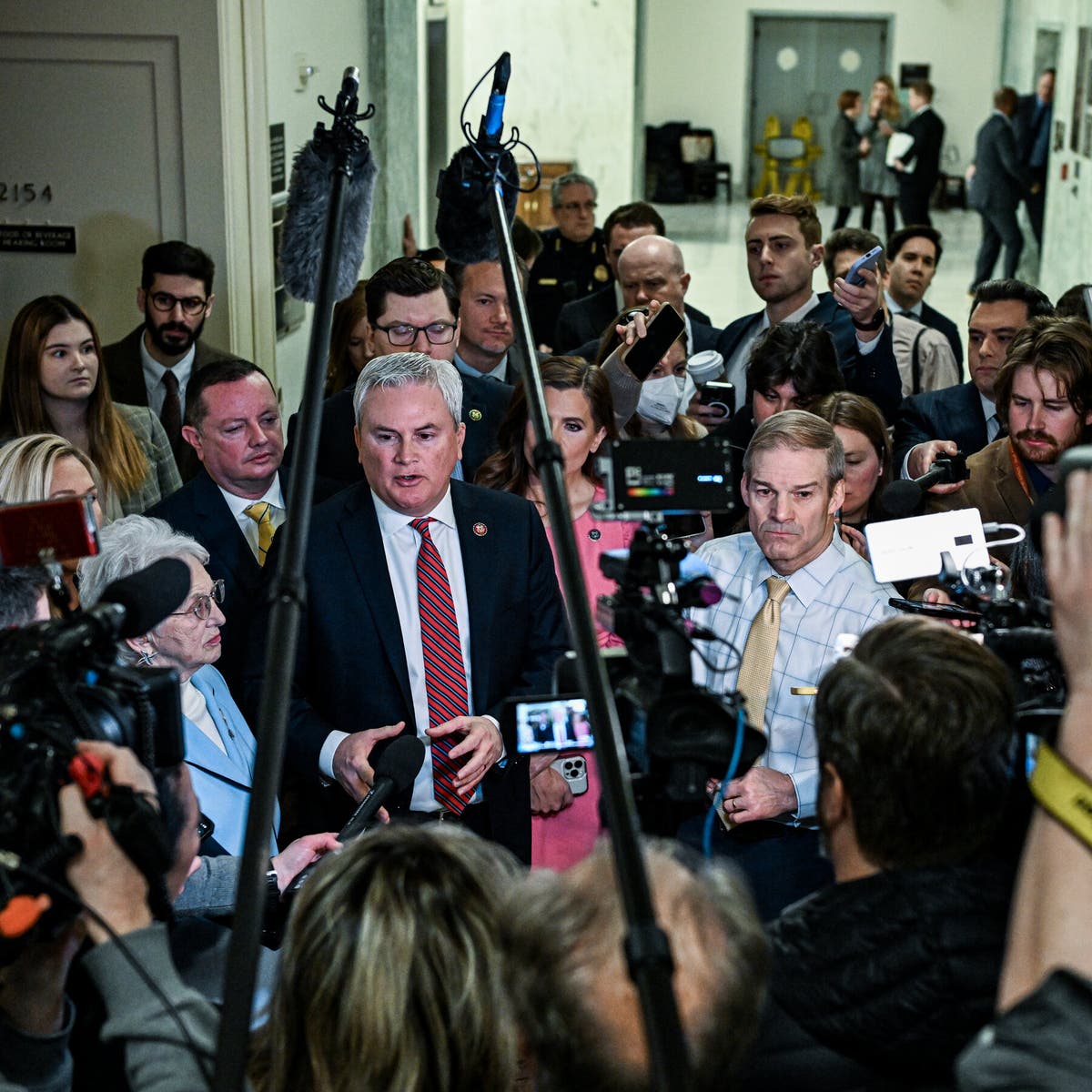 13dc impeach sub tfhb mobileMasterAt3x